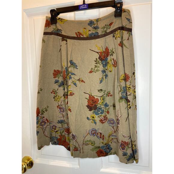 Brown cAbi Embroidered Floral Skirt 0 - Picture 2 of 6